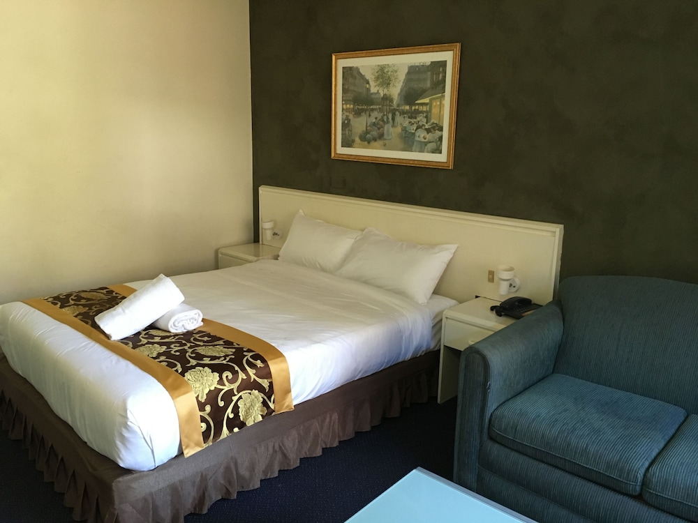 El Lago Waters Motel 19/58