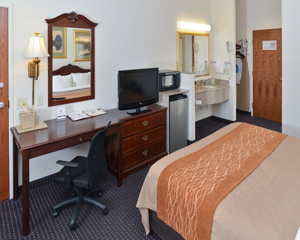Comfort Inn and Suites Riverton 41/46