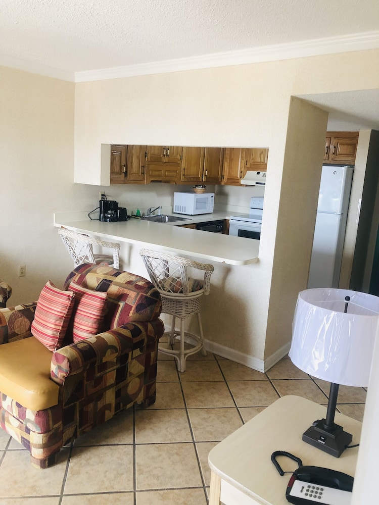 Quail Inn and Suites Myrtle Beach 36/43
