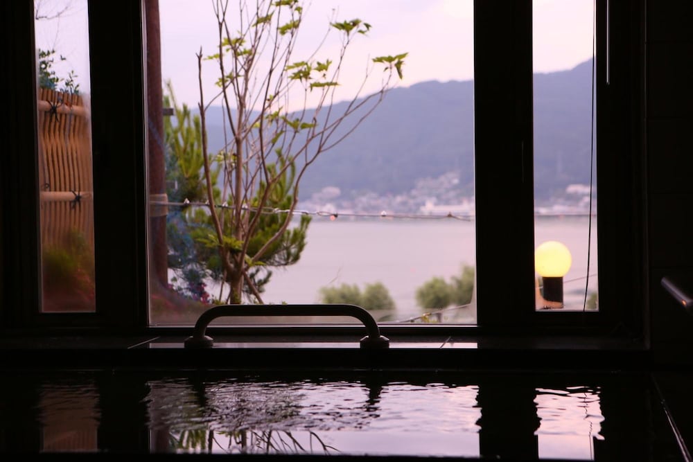Rako Hananoi Hotel 35/50