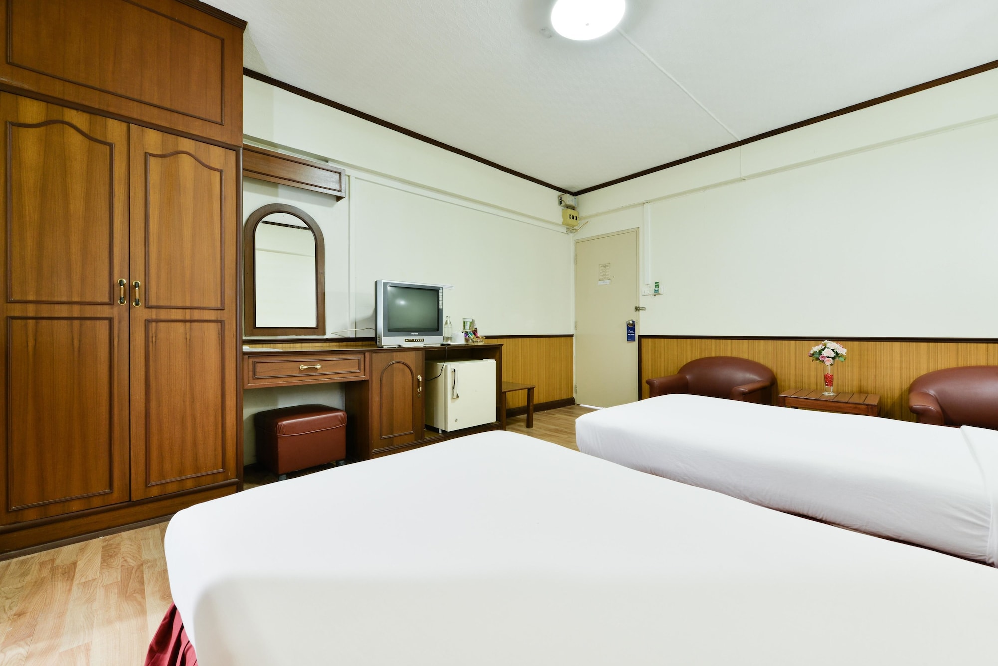 STANDARD, TWIN BEDS