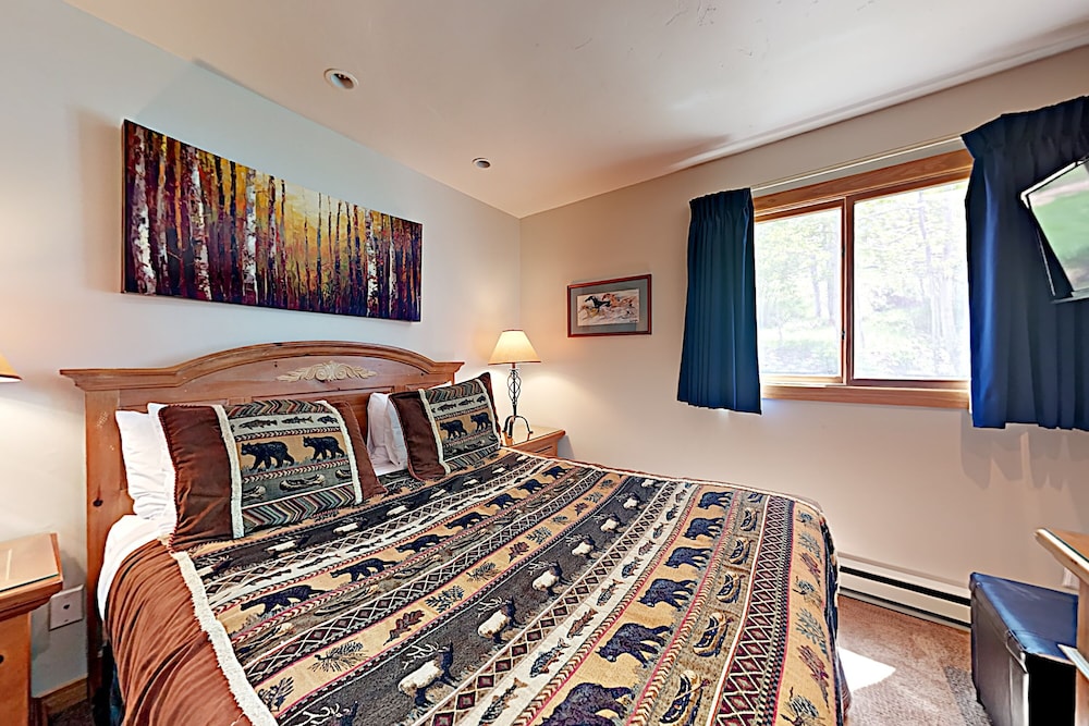 Timberline Condominiums 37/81