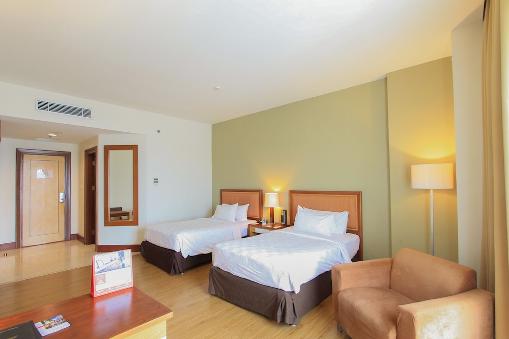 SWISS-BELHOTEL MALEOSAN MANADO 17/67