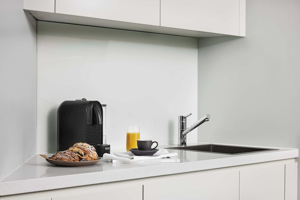 Veriu Central 11/72