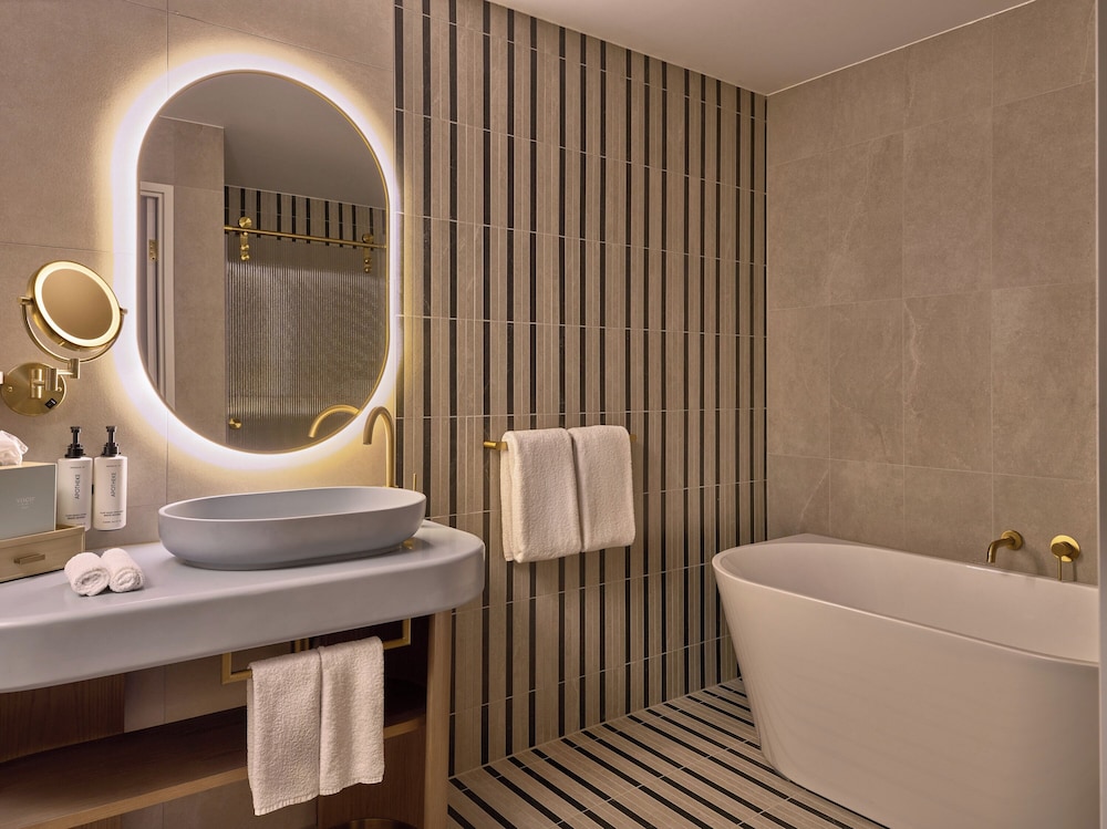 جناح بسرير كينج بإطلالة على المدينة بشرفة، voco Gosford by IHG 10/10