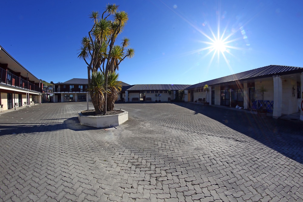 Heritage Court Motor Lodge Oamaru 66/73