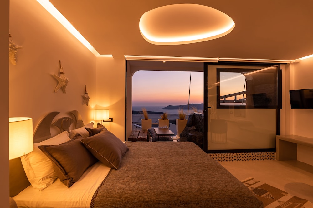 Day Dream Luxury Suites 65/81