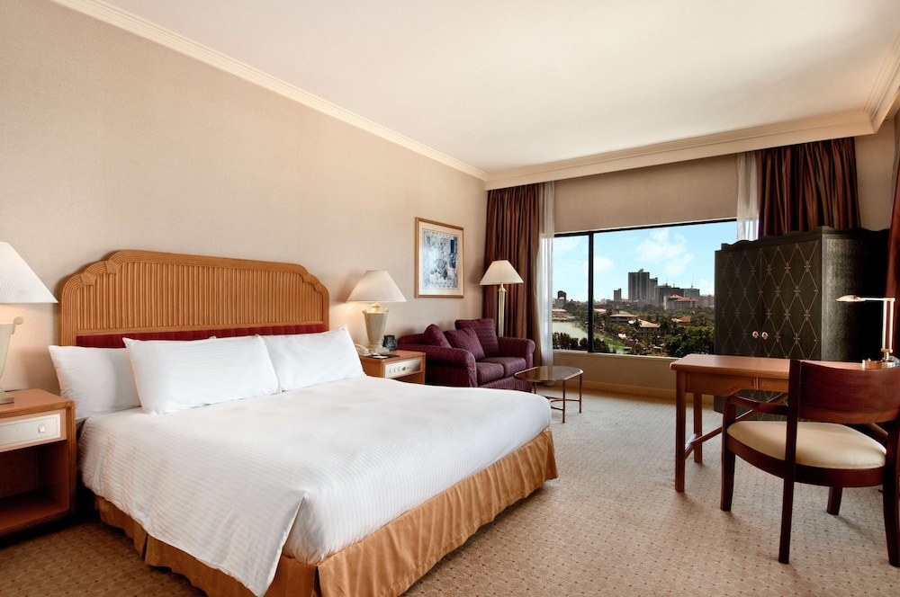 Hilton Hotel Colombo 13/80