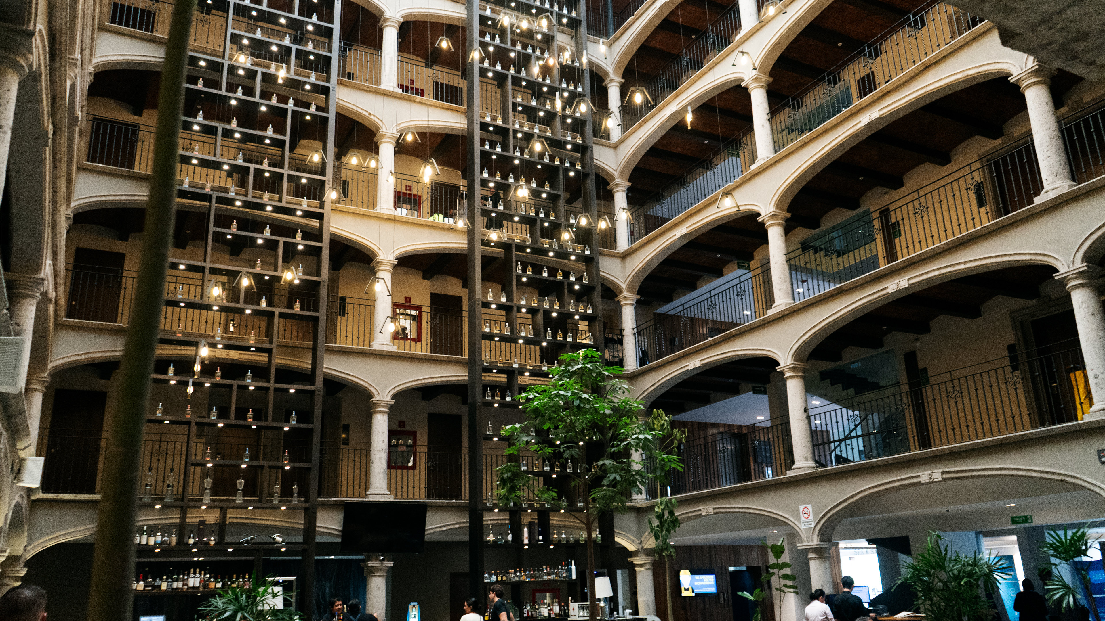 Hotel Indigo Guadalajara Expo, an IHG Hotel 3/50