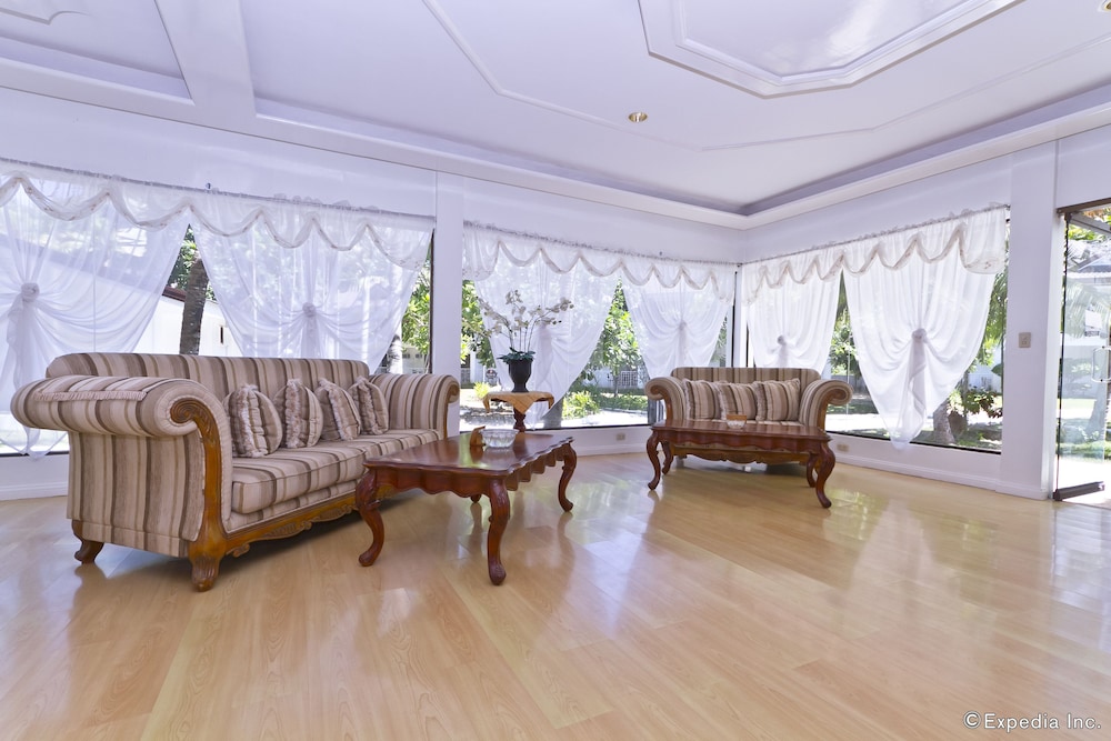Pacific Cebu Resort International 26/50