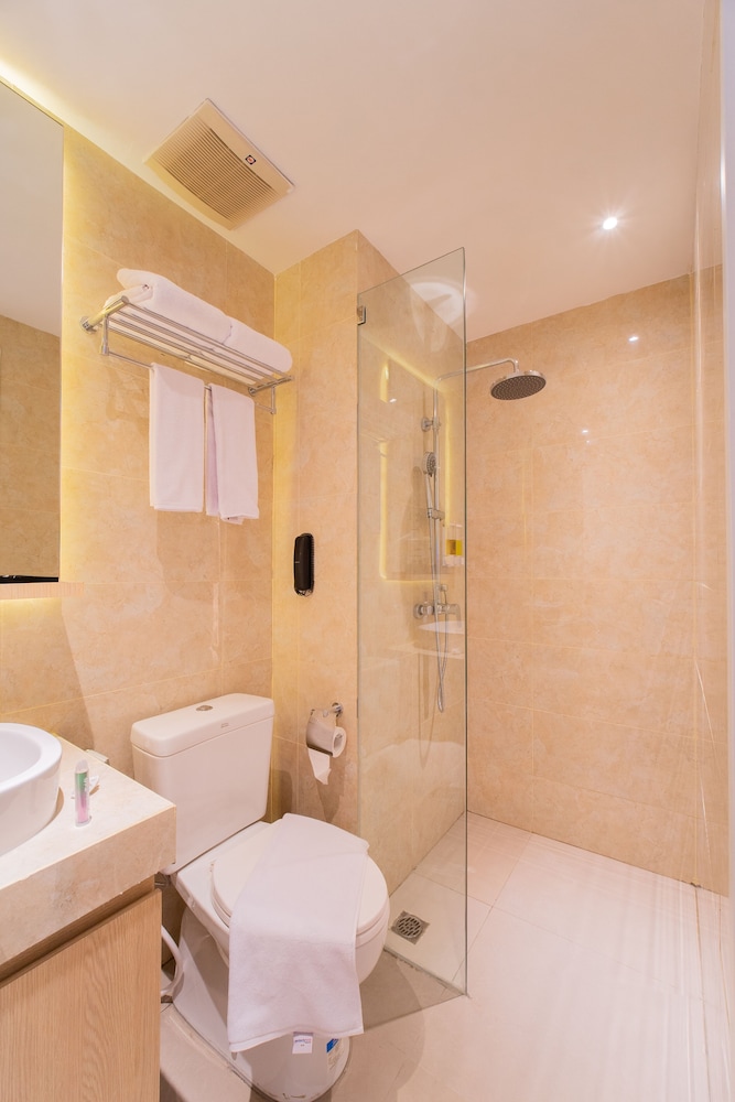 2 Bedrooms, Pool, Club, Family, King Bed, Pool View