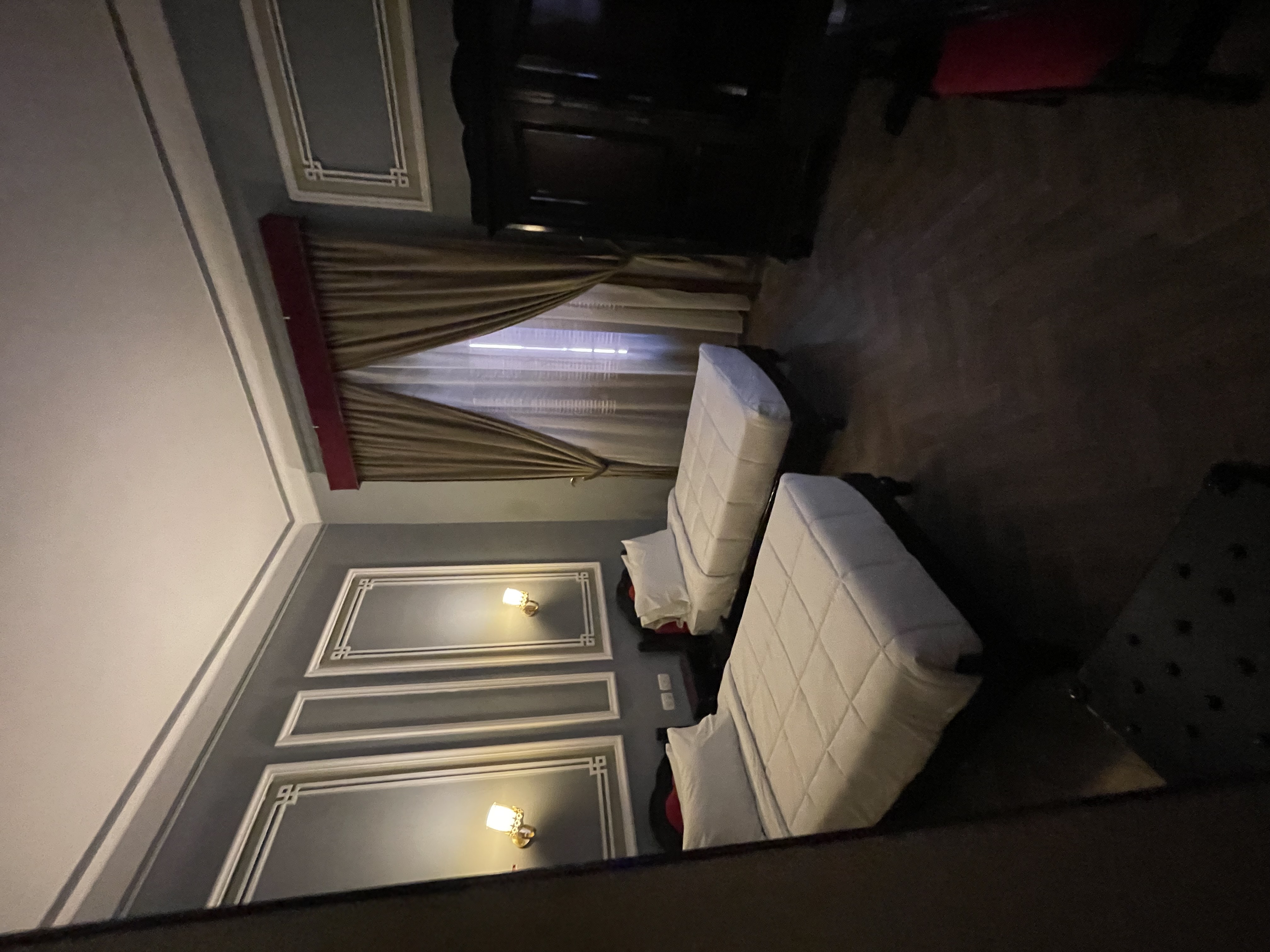 جناح بسرير مزدوج