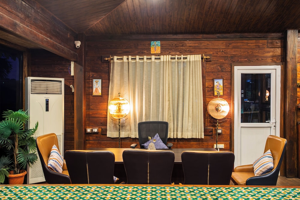 Stonewater Eco Resort 4/50
