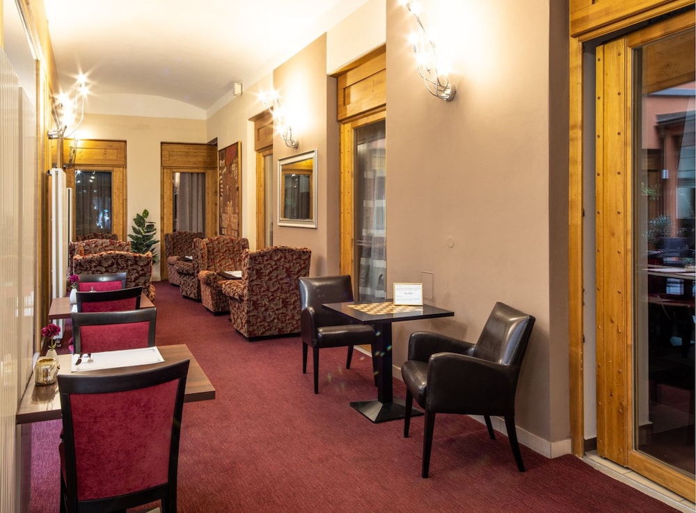 Ea Embassy Prague Hotel Formerly Euroagentur Art Embassy 24/45