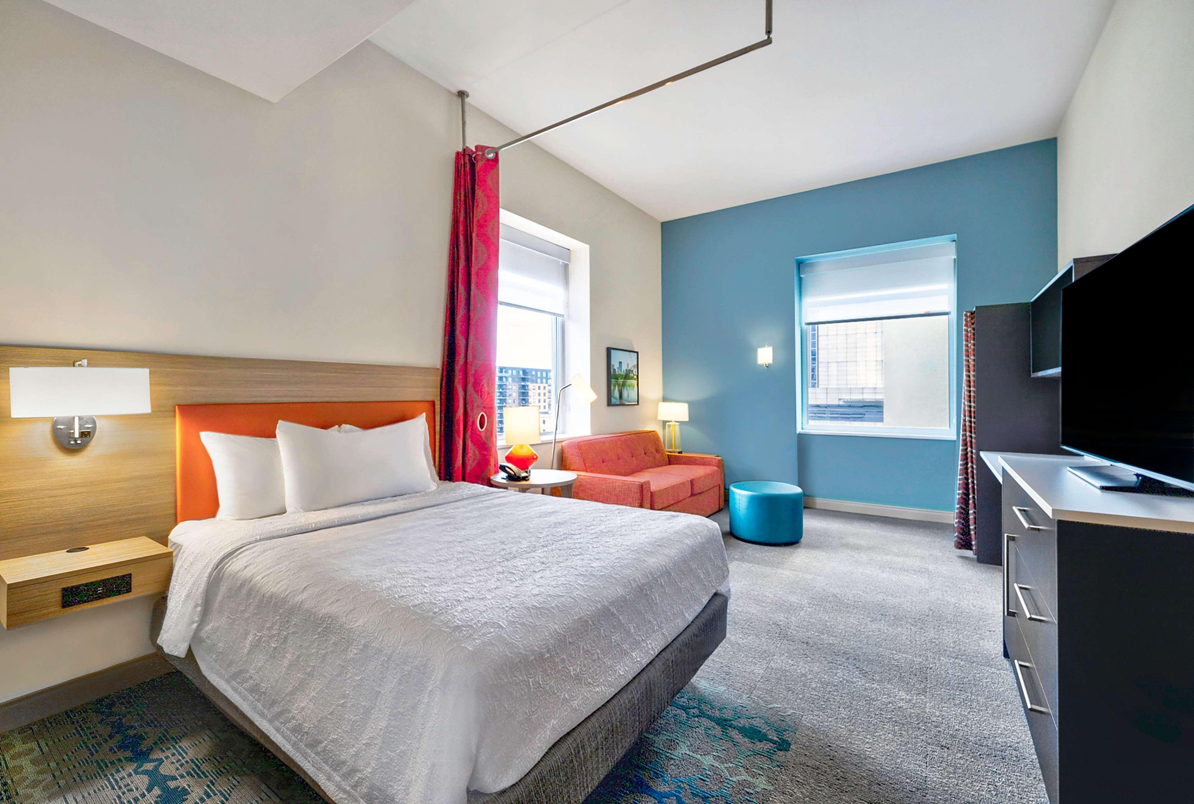STUDIO, SUITE, QUEEN BED, ACCESSIBLE