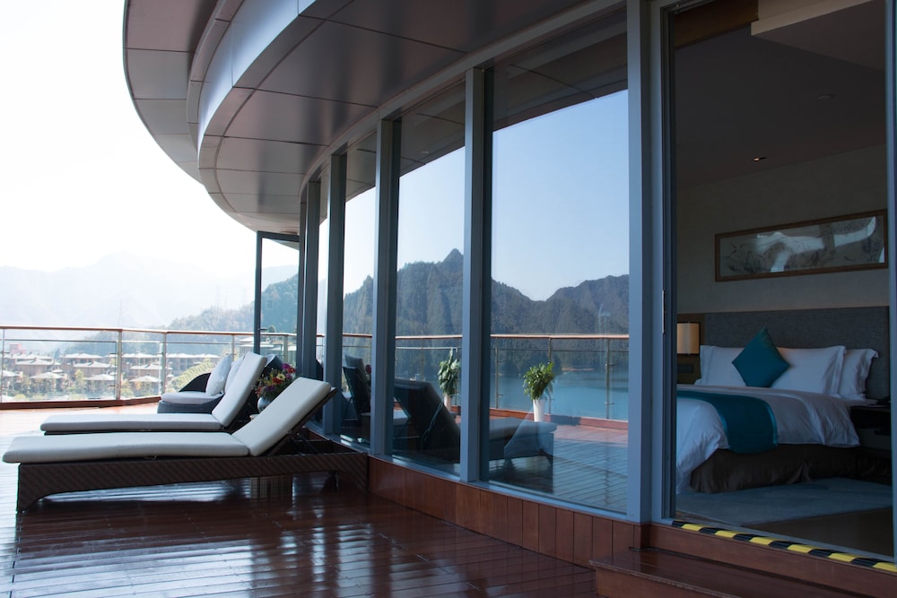 Crowne Plaza Hangzhou Thousand Island Lake 42/76