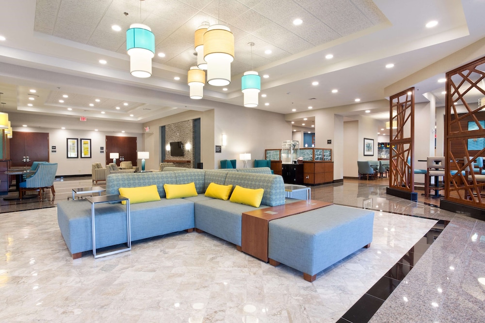 Drury Inn and Suites Burlington 27/44