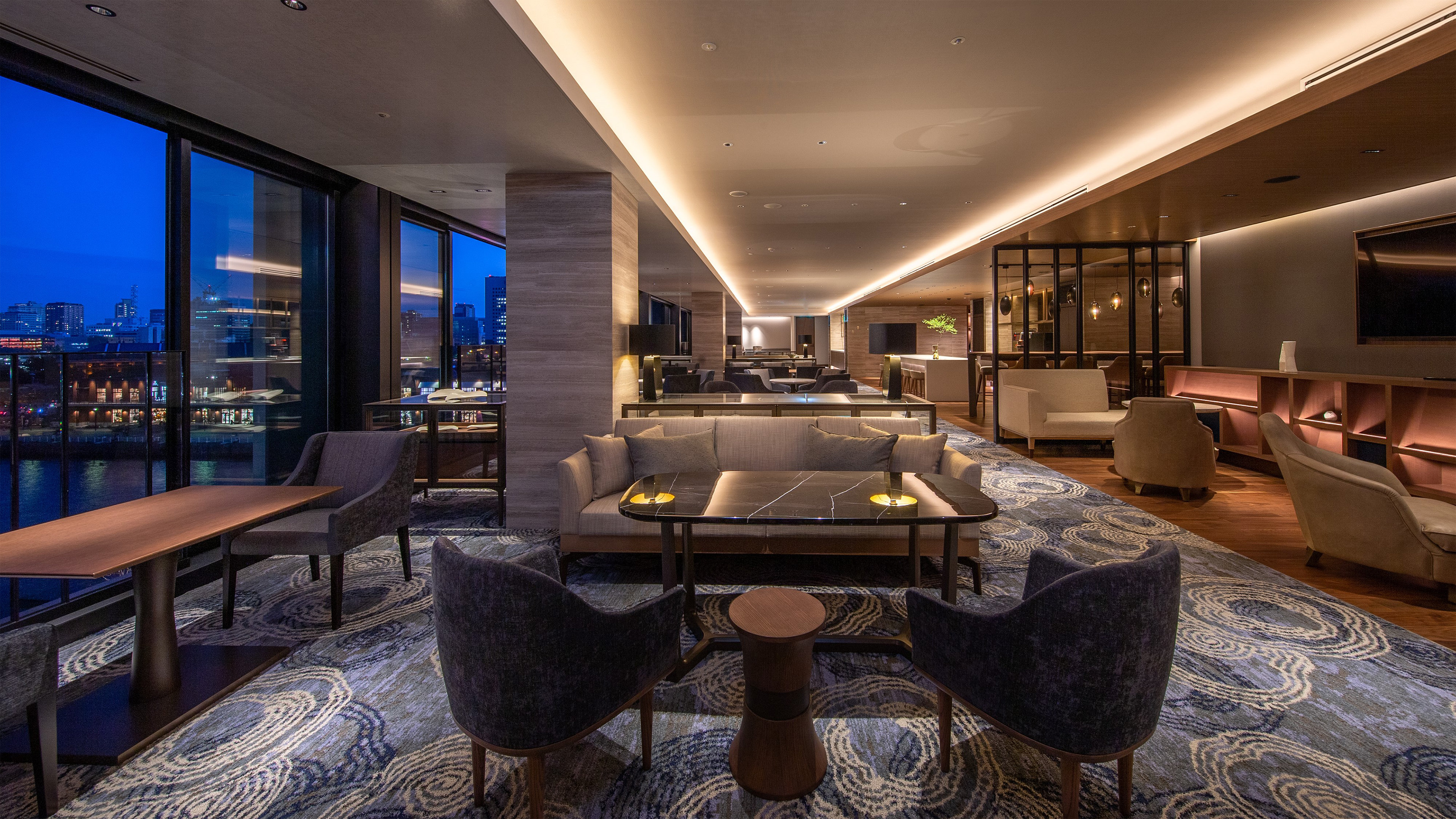 Intercontinental Yokohama Pier 8 54/78