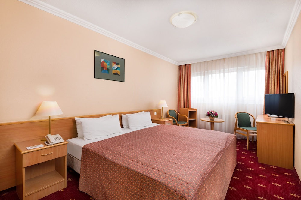 DANUBIUS HOTEL ARENA 38/73