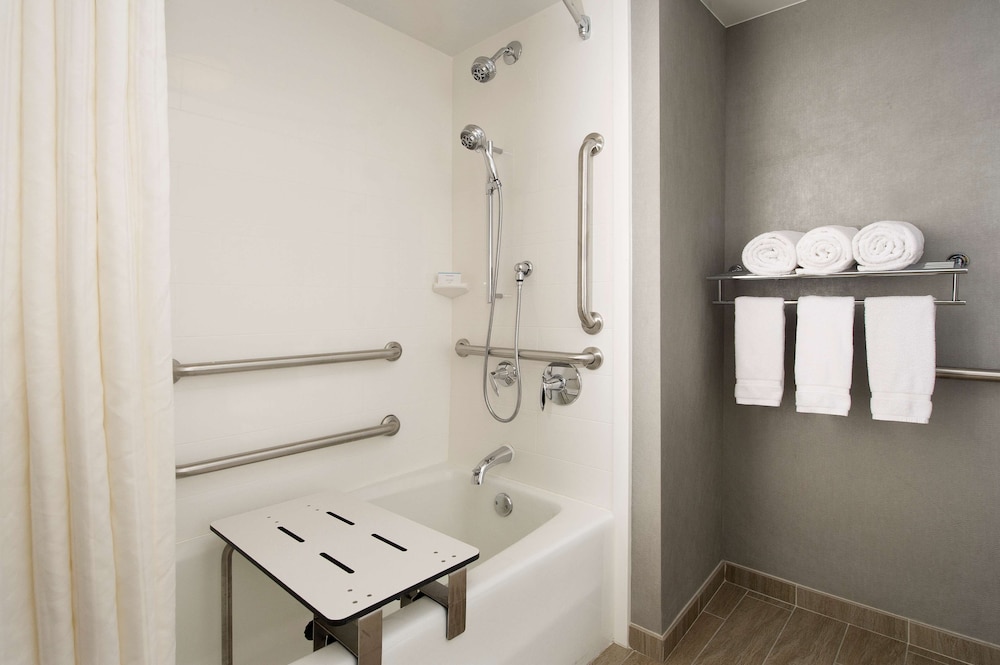 HOMEWOOD SUITES BY HILTON GAITHERSBURG/ WASHINGTON, DC NORTH 15/78