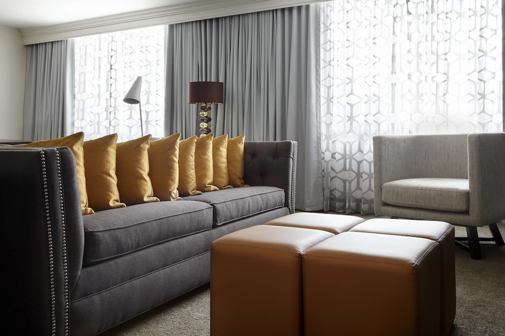 Raleigh Marriott Crabtree Valley 31/64
