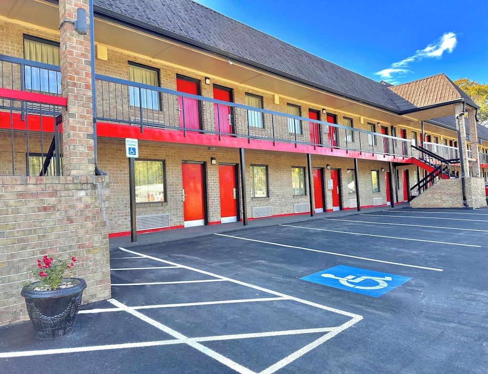 Travelers Inn 52/58
