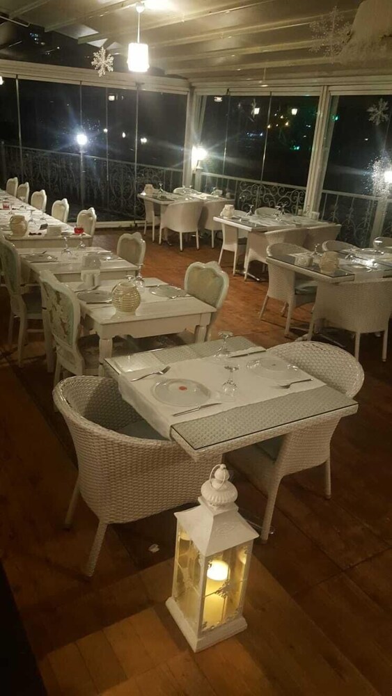 Bab-i Zer Konaklama ve Restaurant 38/50
