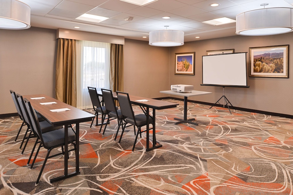 Hampton Inn El Centro 44/58