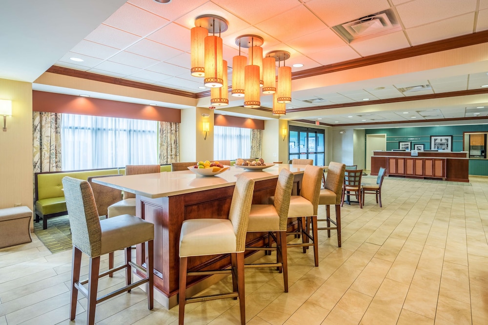 Hampton Inn Middletown, DE 13/18
