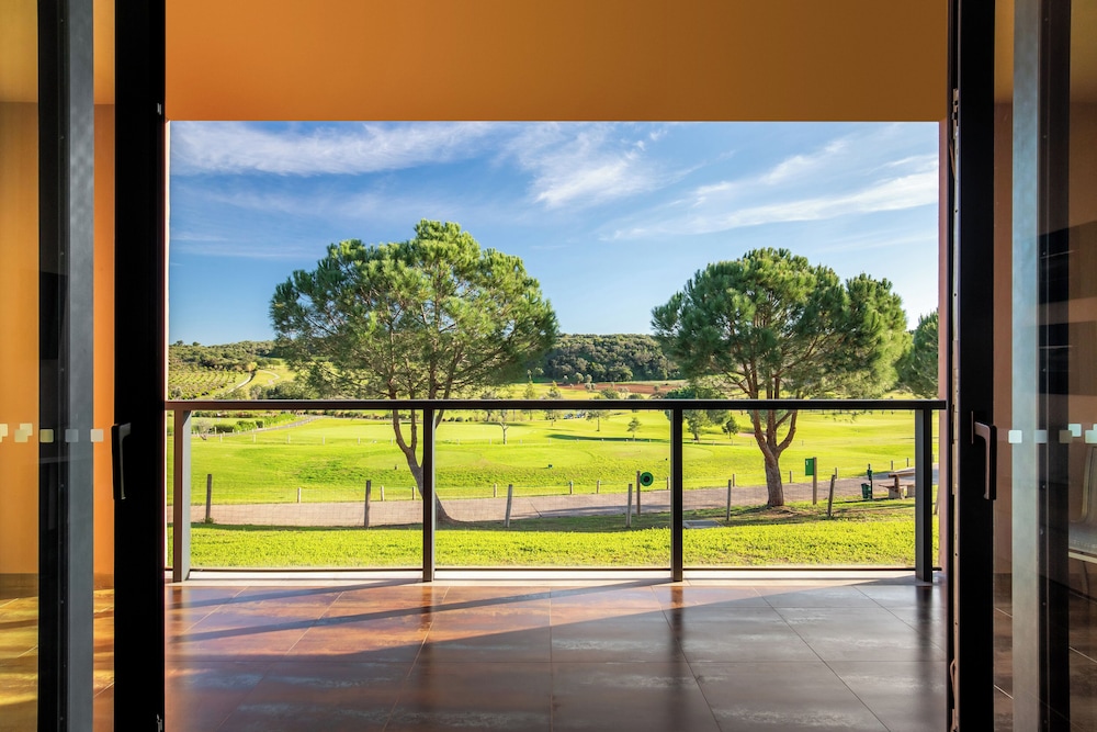 NAU Morgado Golf & Country Club 24/50