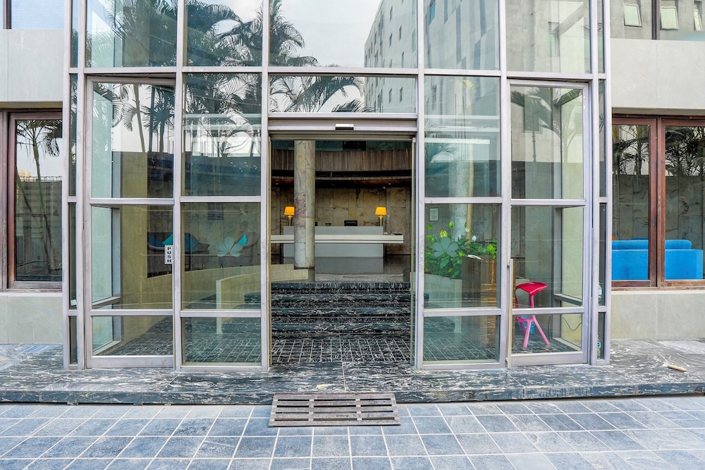 Hotel Niraali Executive 58/65