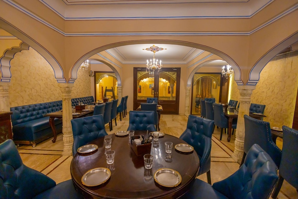 Welcomheritage Traditional Haveli 34/43