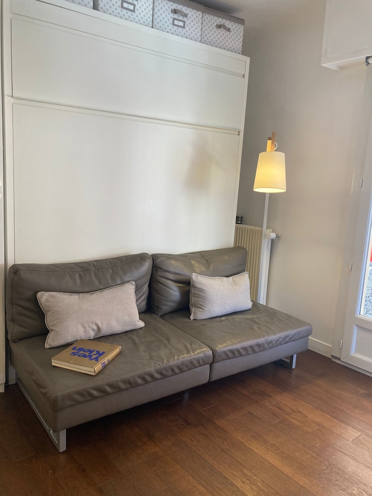 Cannes City B&B 18/37