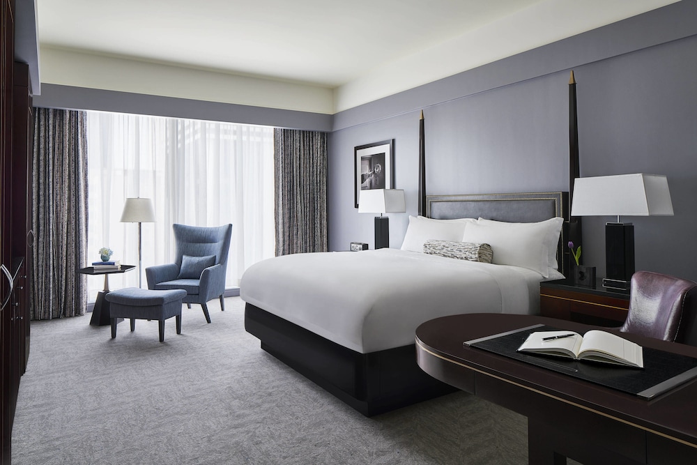 The Ritz-Carlton, Charlotte 6/38