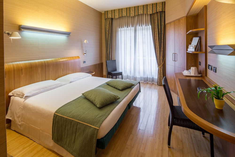 Best Western Hotel Luxor 40/54