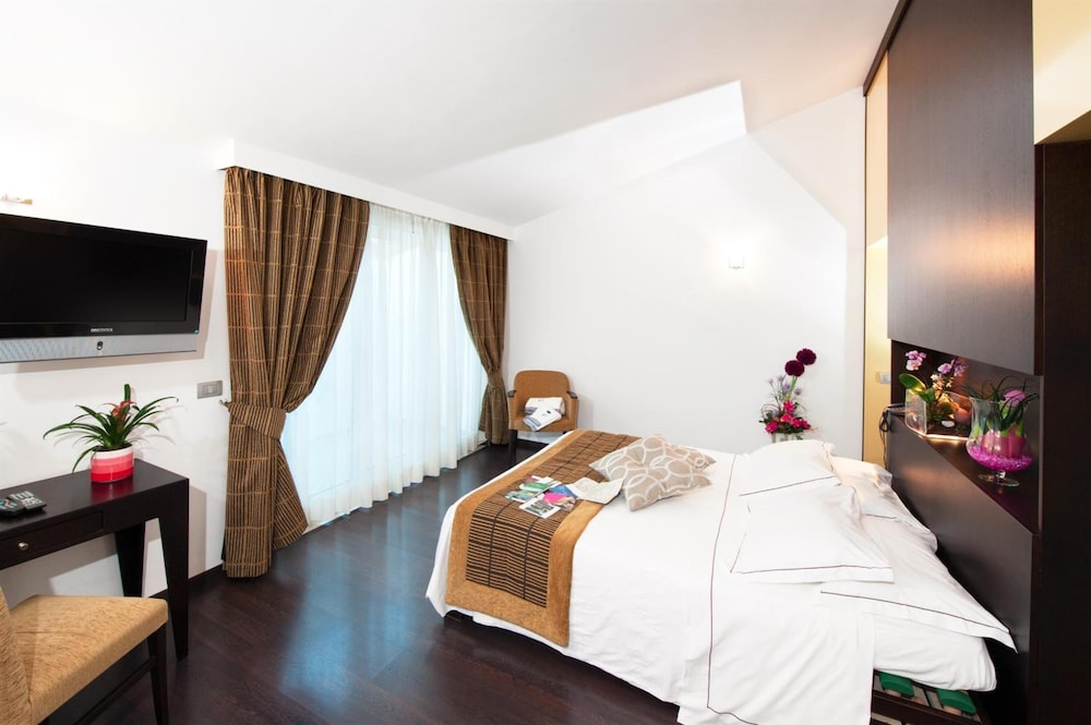 Villa Maria Cristina 7/43