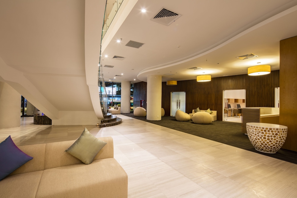 Starcity Bayfront Nha Trang Hotel 35/76