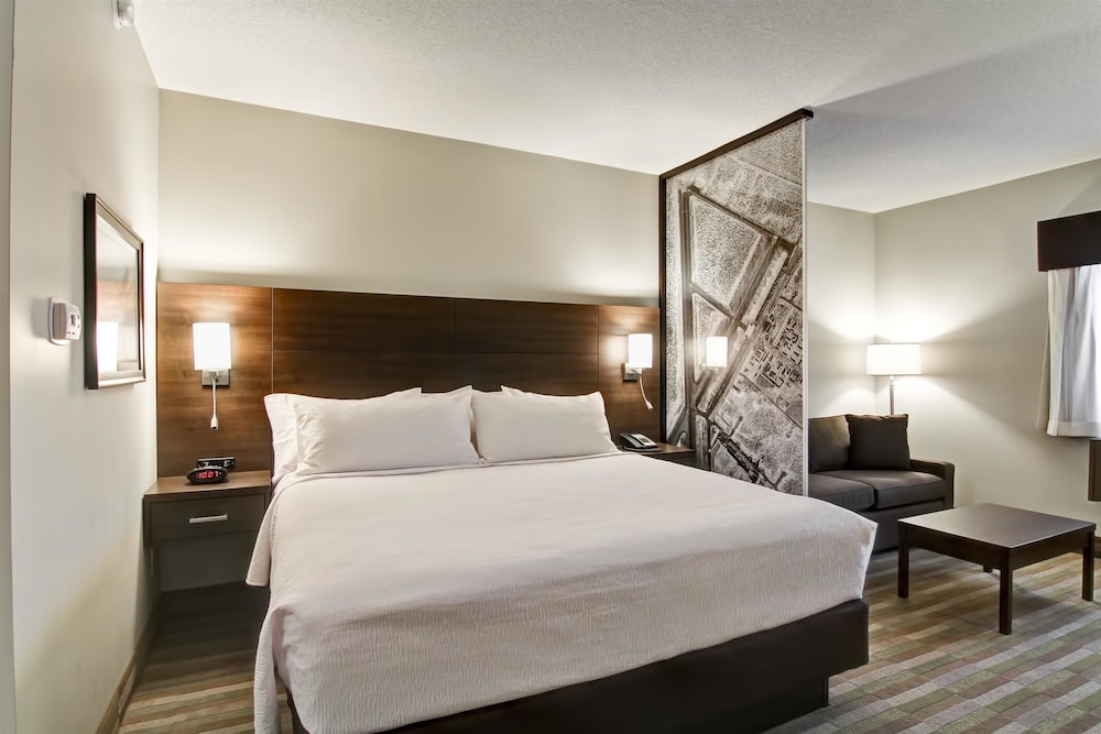 Best Western London Airport Inn Suites 16/53