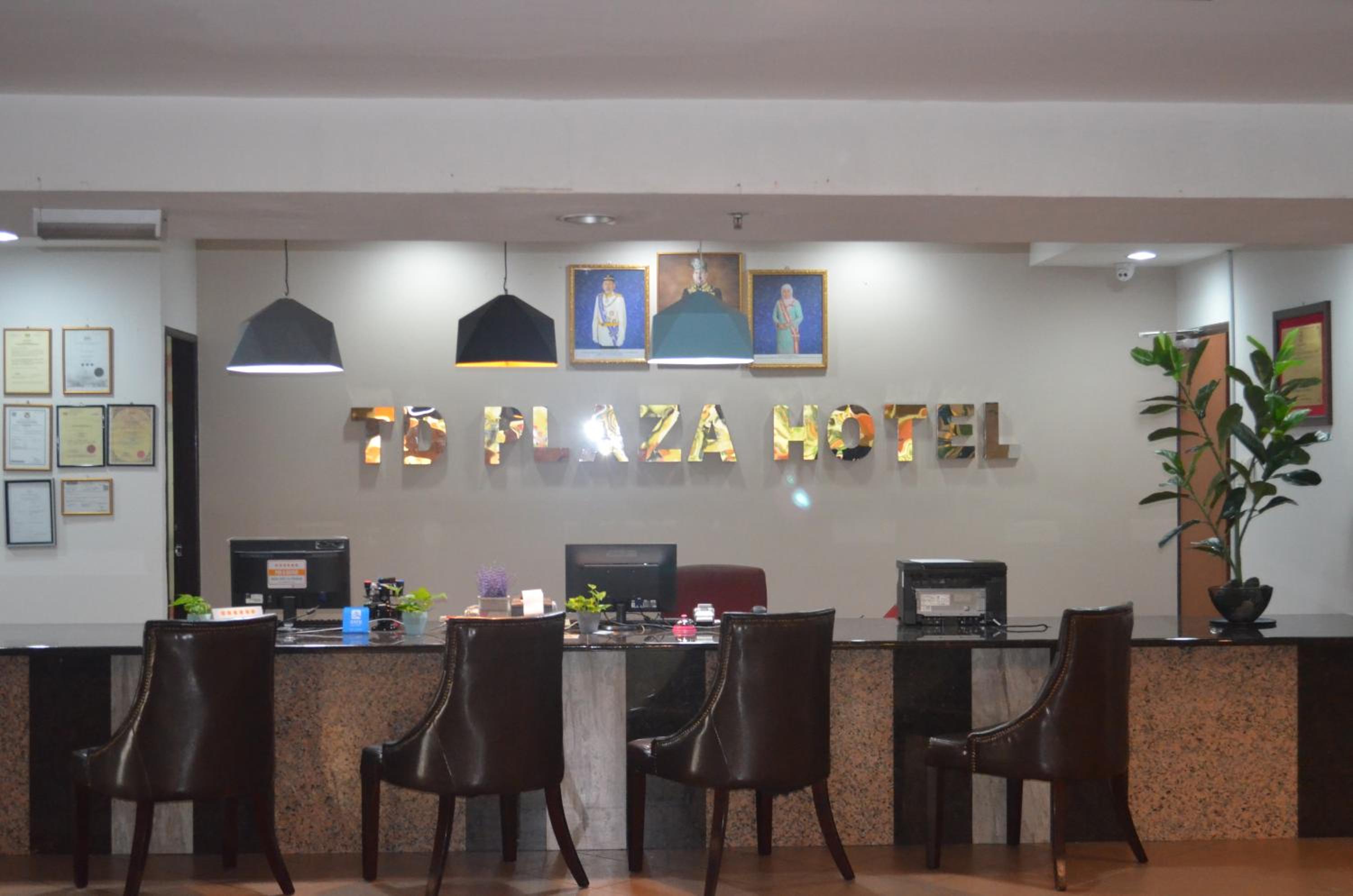 Td Plaza Hotel 33/50