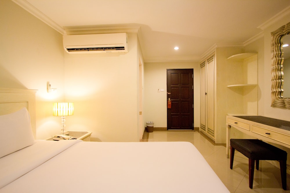 Lk Mansion 22/46