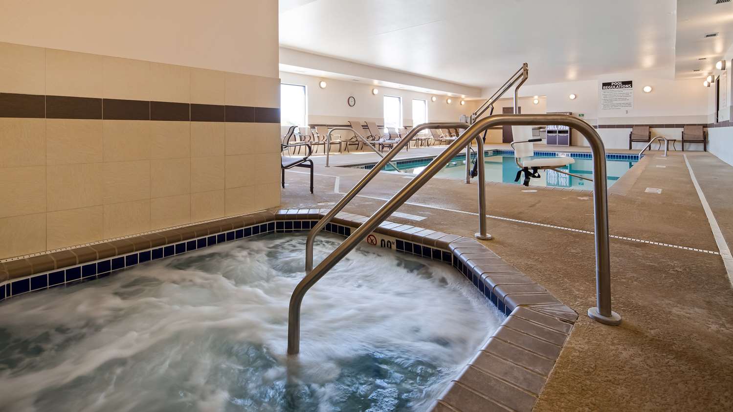 Best Western Plus Lincoln Inn & Suites 13/26