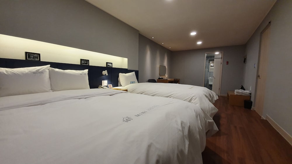 141 Mini Hotel 14/46