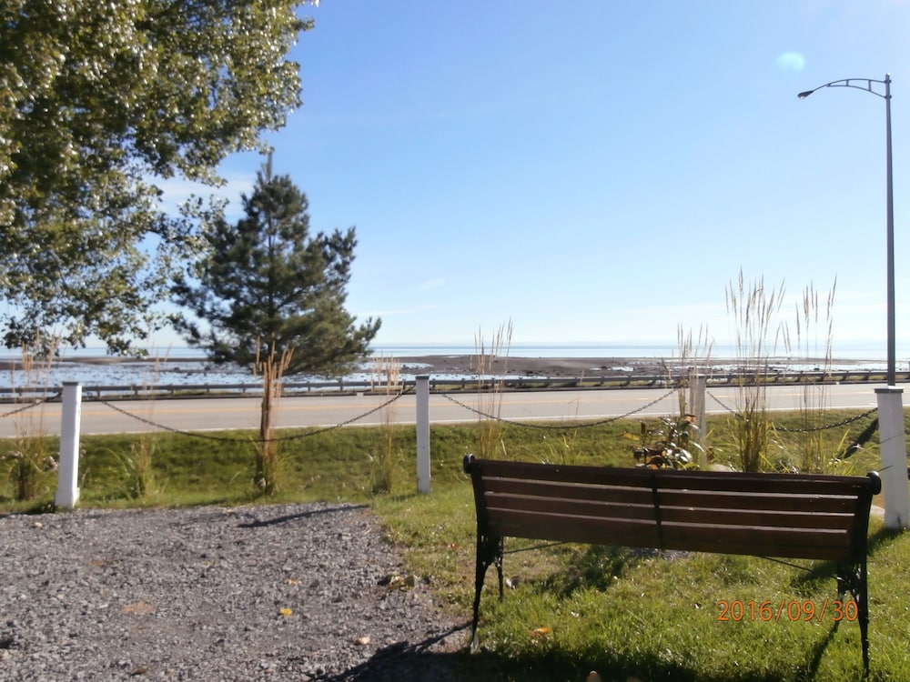 Maison Des Rives 47/50