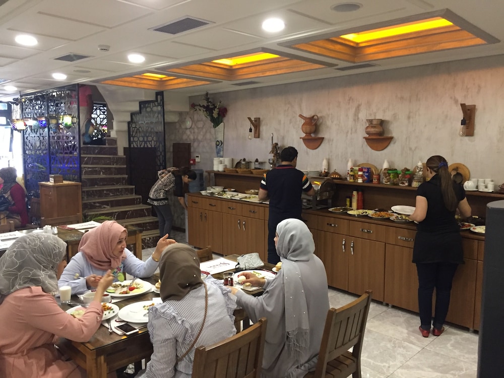 Sarnic Hotel and Sarnic Premier Hotel 37/50