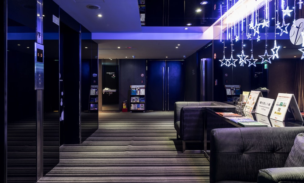 Lobby at Vendome East Inn, TAIPEI