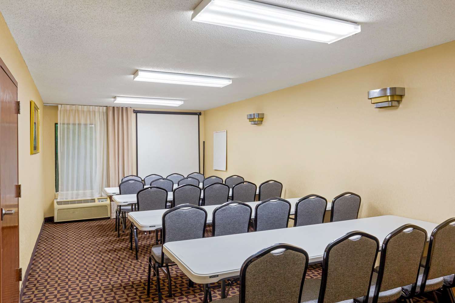 Quality Inn High Point - Archdale 15/19