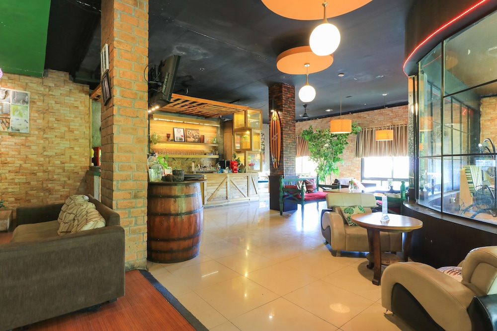 Labuana Homestay & Cafe Garden by ZUZU 15/26