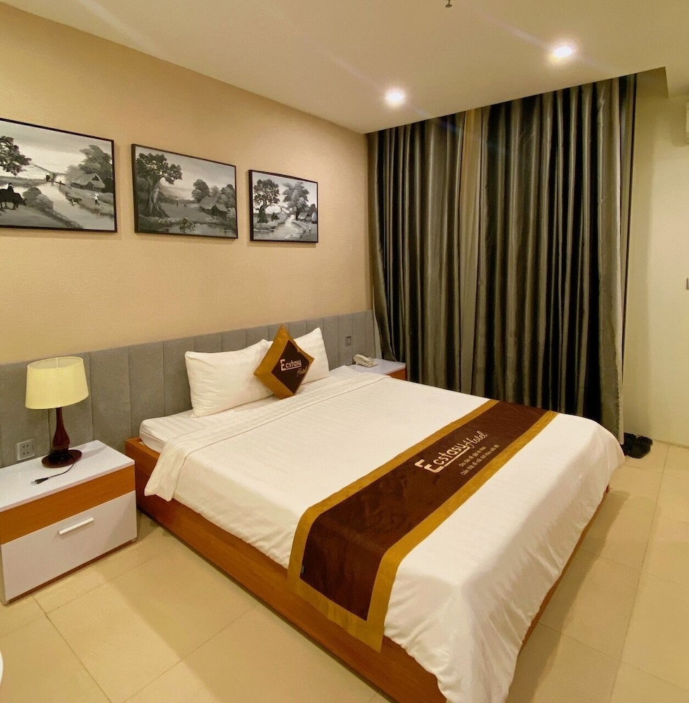 SUPERIOR, DOUBLE BED