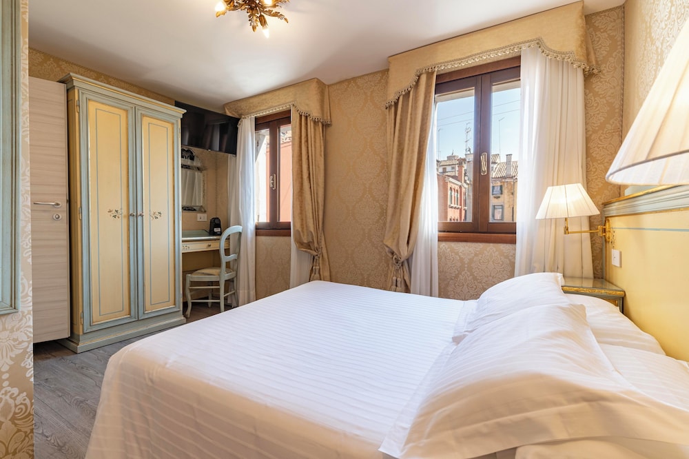 Hotel Falier 12/48