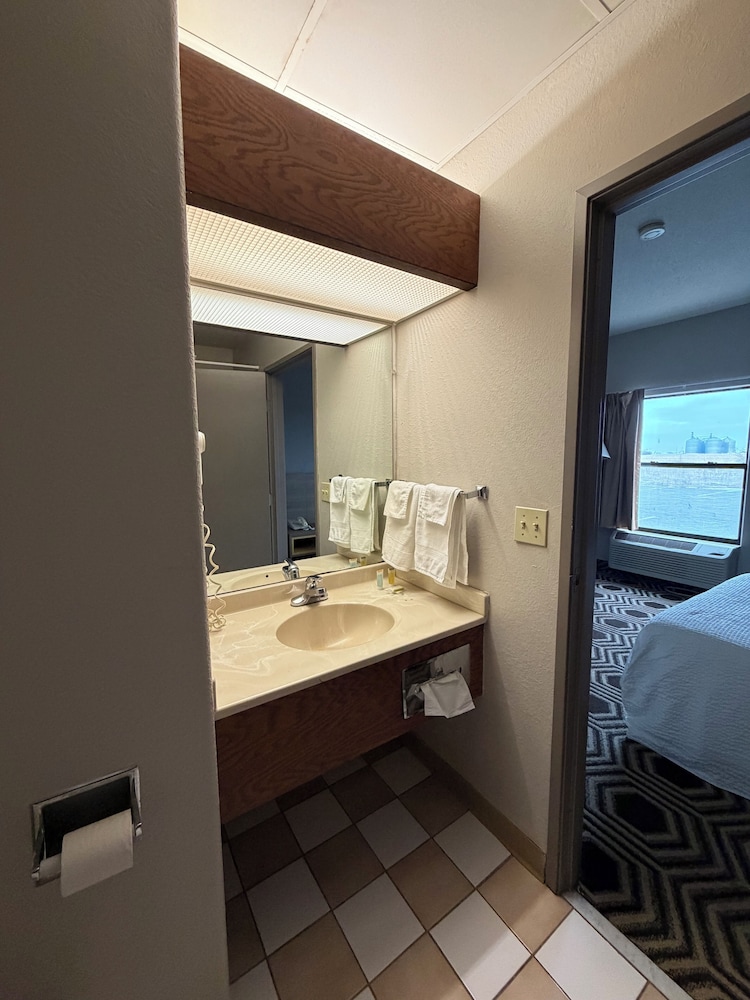 Days Inn by Wyndham Kentland 44/49